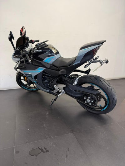 2024 CFMOTO 450 SR S CFMOTO 450 SRS