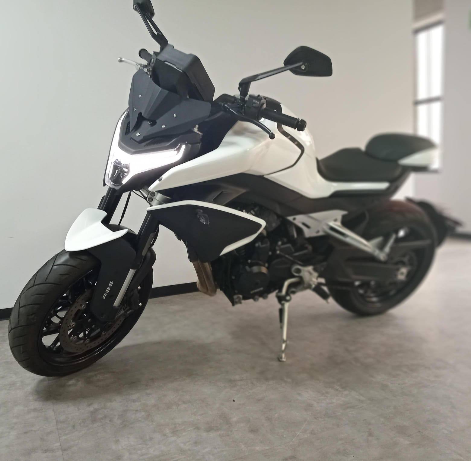 2024 CF MOTO 800 NK Base
