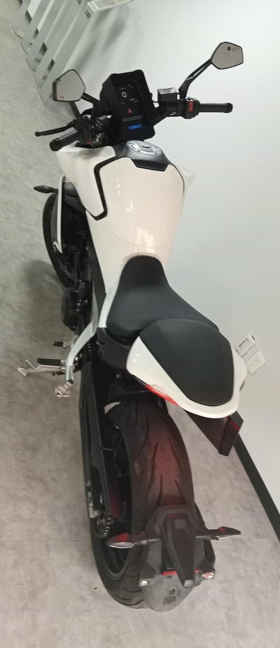 2024 CF MOTO 800 NK Base