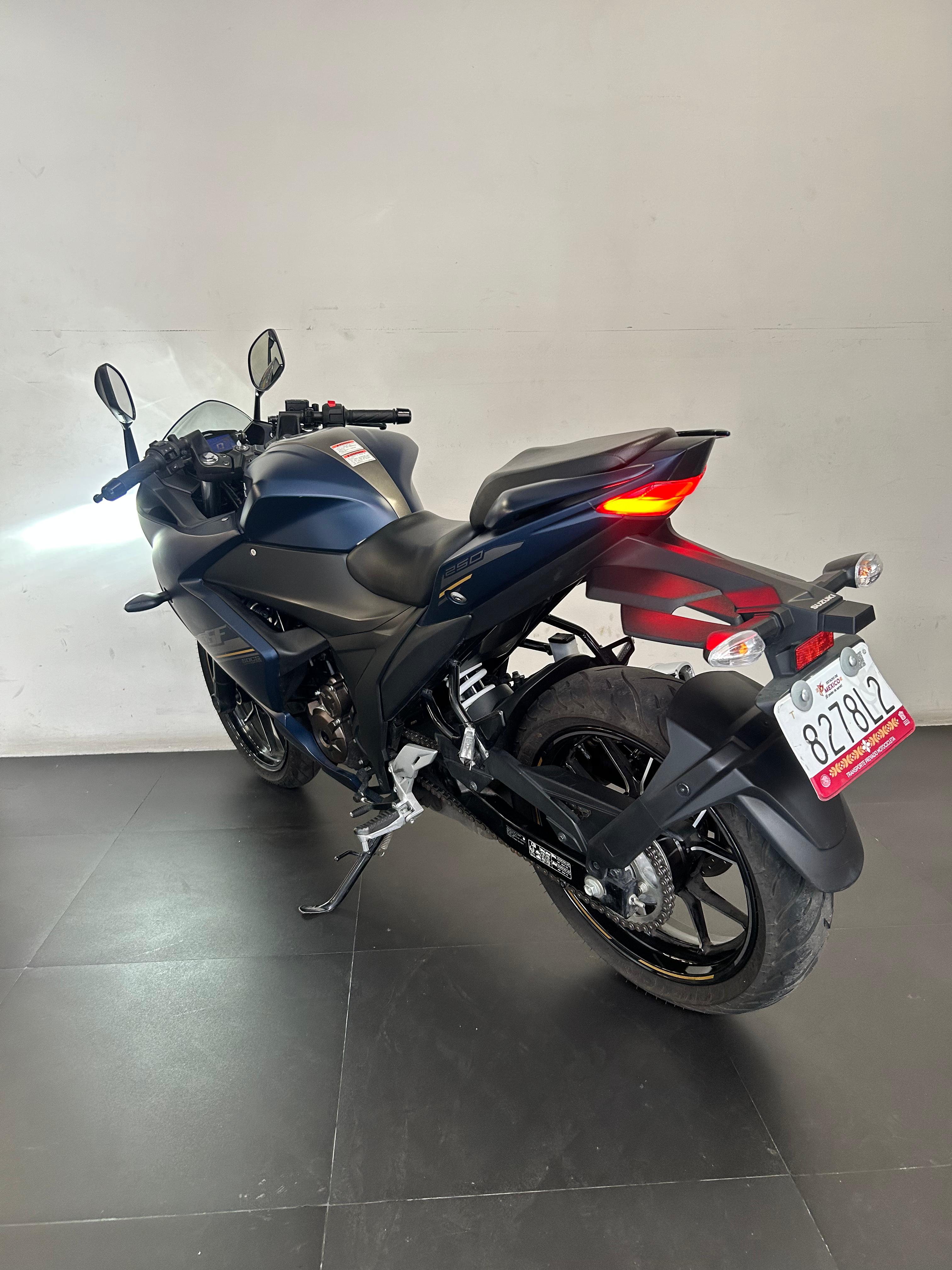 2025 Suzuki Motos GIXXER SF 250 GIXXER SF 250