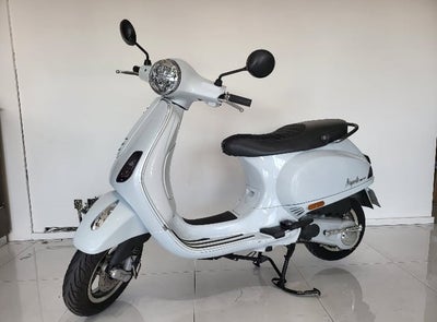 2022 PIAGGIO VESPA VXL NAPOLI Base