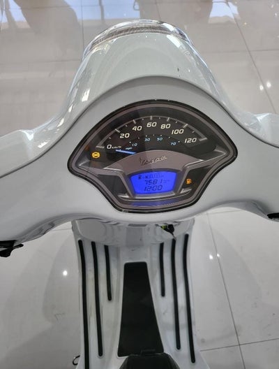 2022 PIAGGIO VESPA VXL NAPOLI Base
