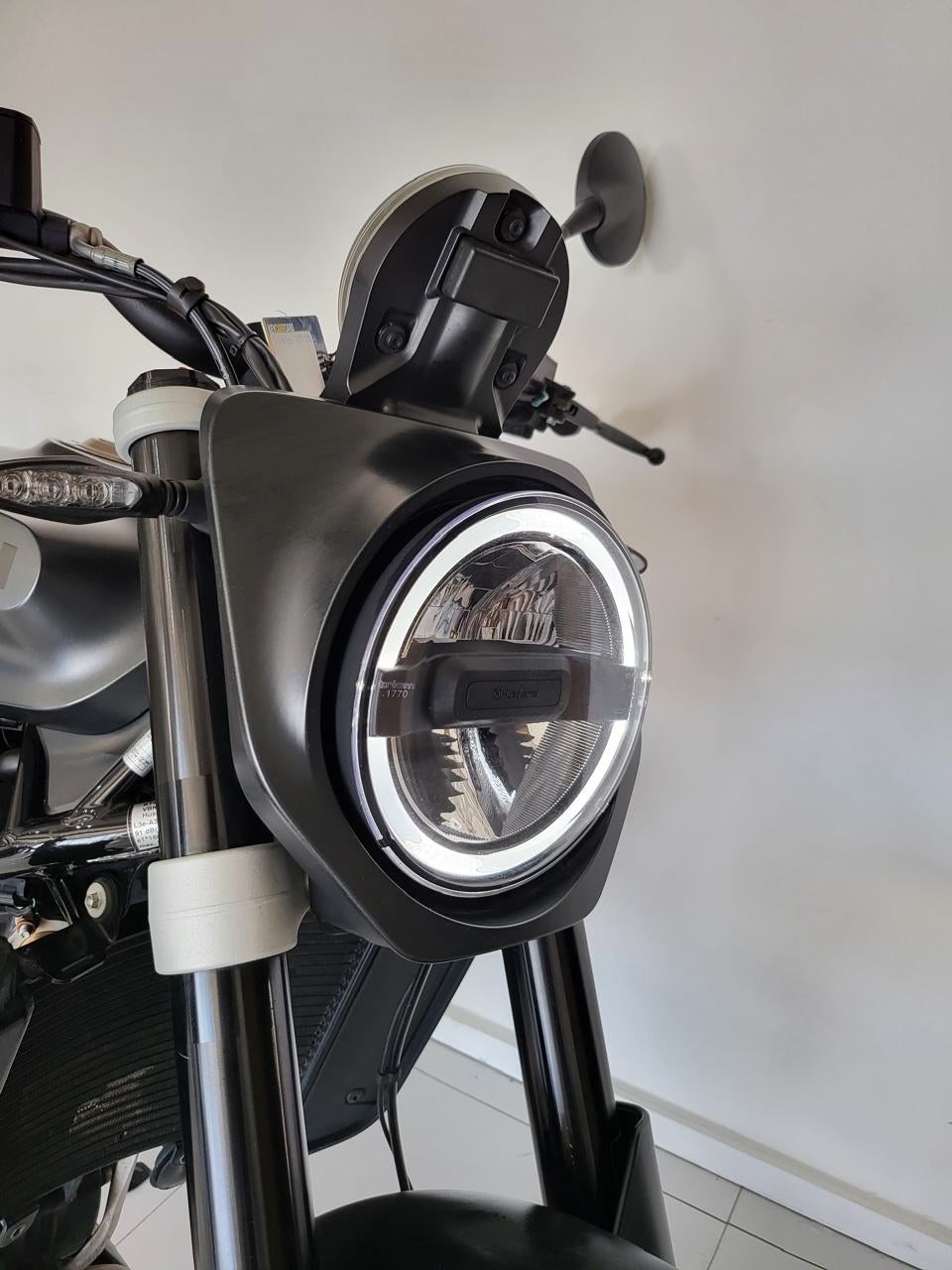 2019 Husqvarna Husqvarna Svartpilen 701 Base