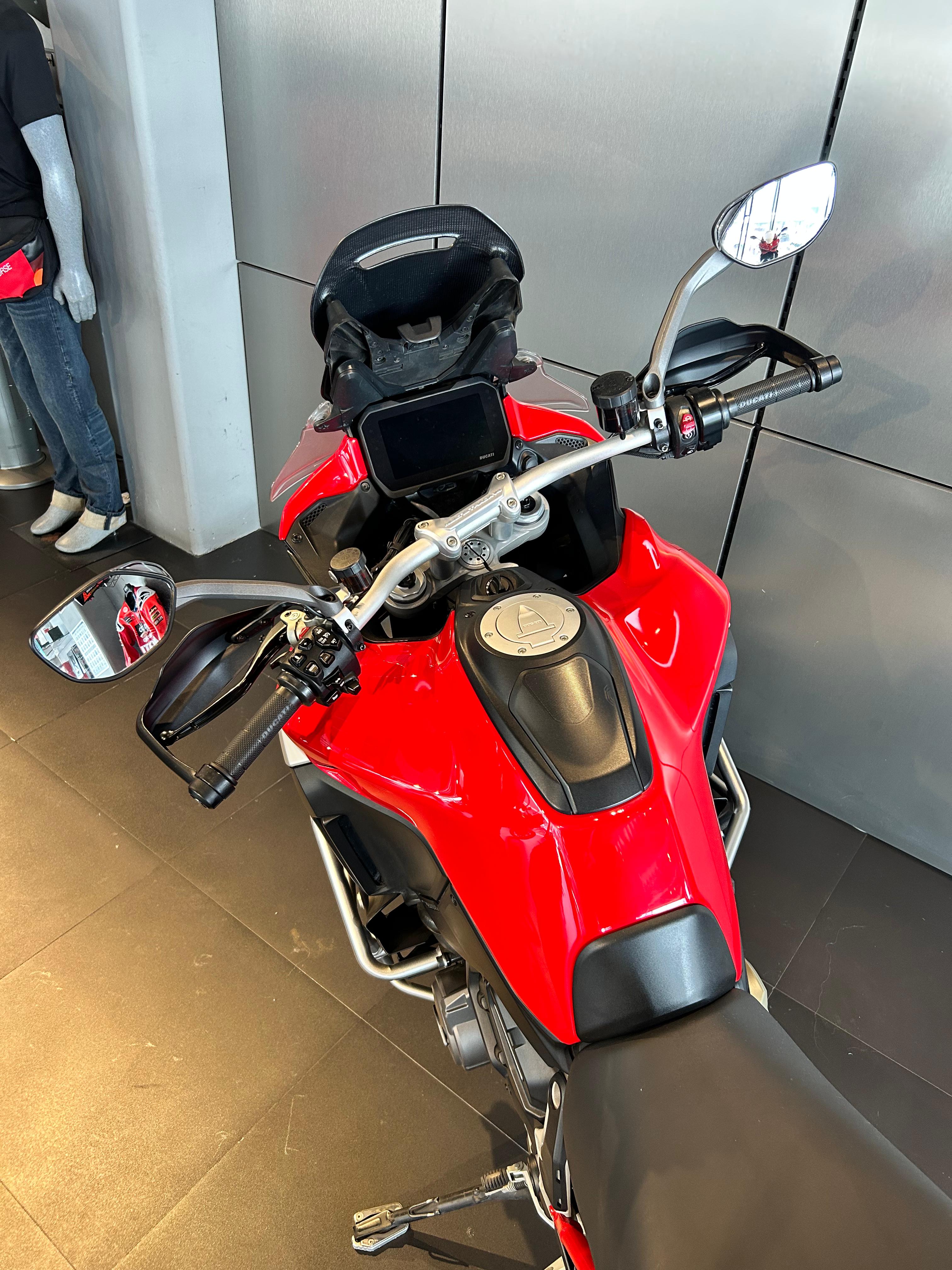 2021 DUCATI MULTISTRADA Base