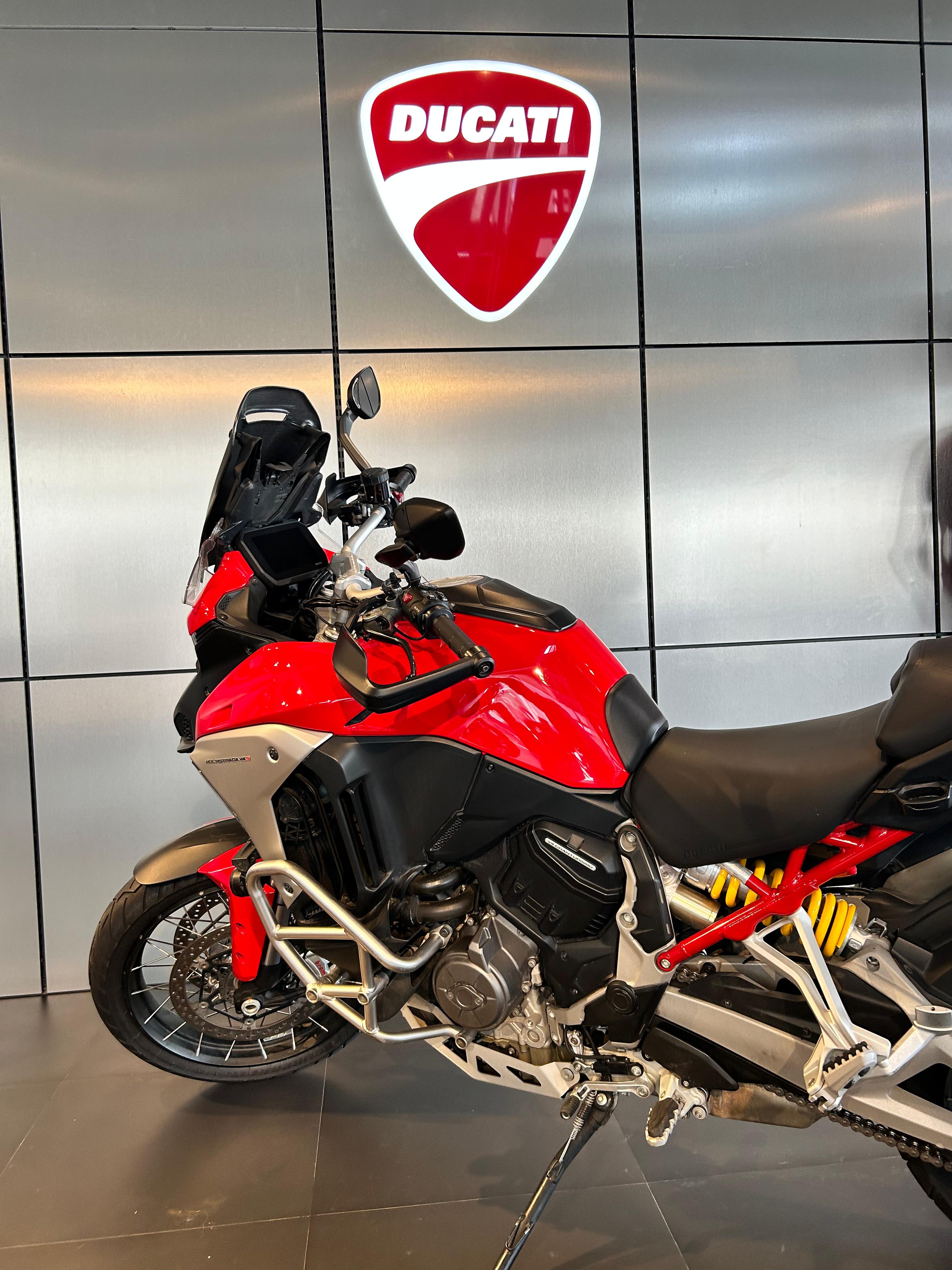 2021 DUCATI MULTISTRADA Base