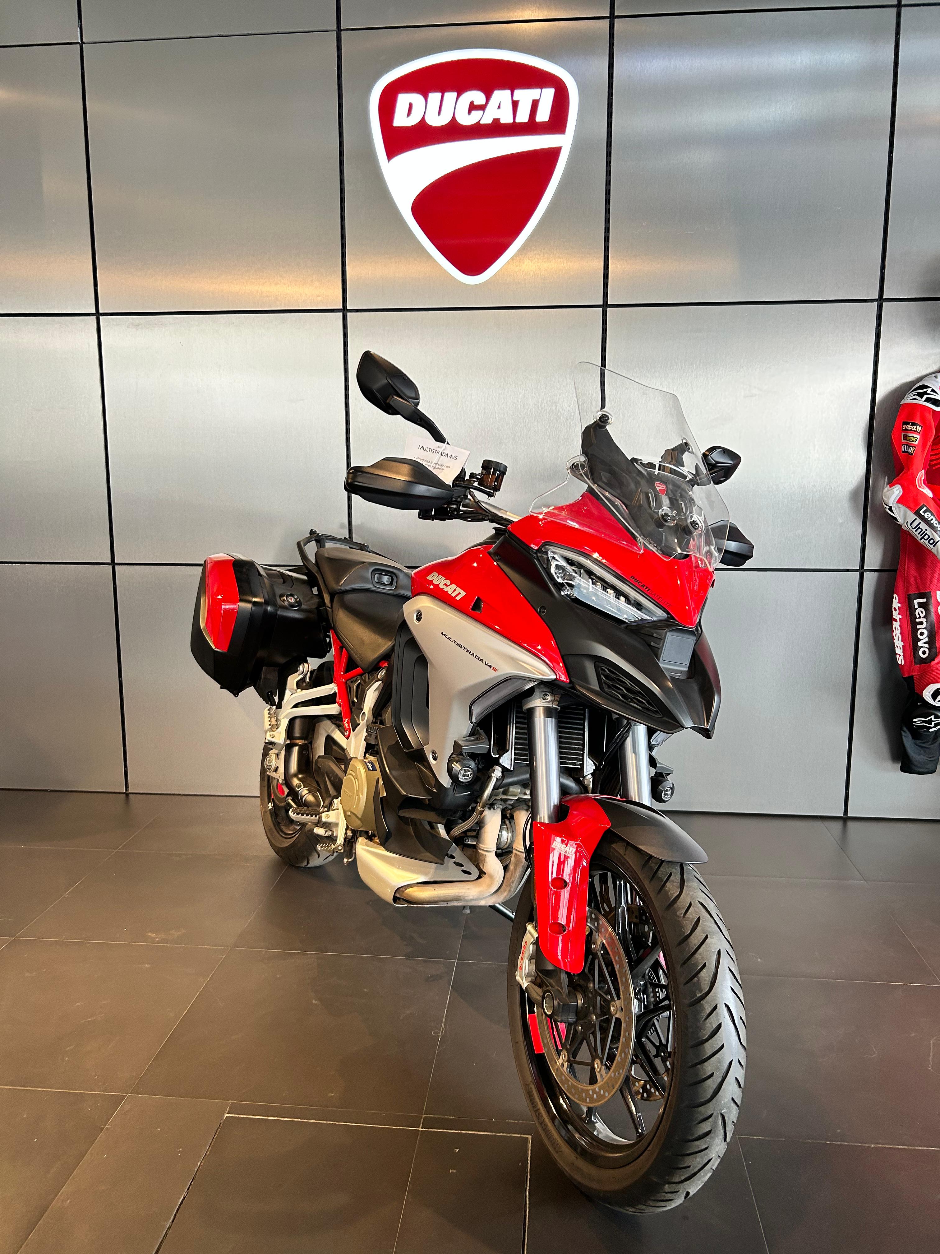 2022 DUCATI MULTISTRADA Base